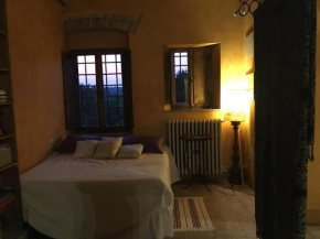 The Romantic Tuscany Loft